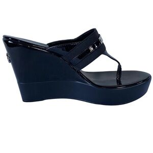 BCBG Queenie Black Platform Sandals | 9 1/2